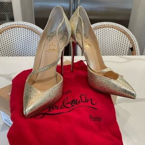 Size 39.5 Like New Condition Christian Louboutin